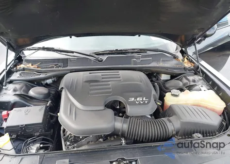 2022 Dodge Challenger Sxt z USA, uszkodzony, nr VIN 2C3CDZAG4NH109246